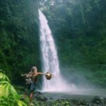 Gambar Pemandangan Air Terjun