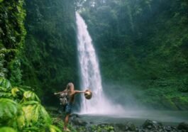 Gambar Pemandangan Air Terjun