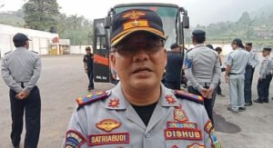 Budi Satria, Kepala Dinas Perhubungan Kabupaten Garut, Saat di wawancara awak media, Kamis, 23 Mei 2024.