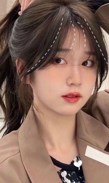 Gaya Rambut Korea See-Through Bangs